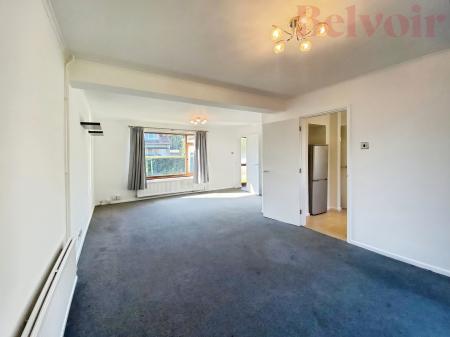 3 bedroom Semi-detached house to let in Northfield, Cambridge, CB3