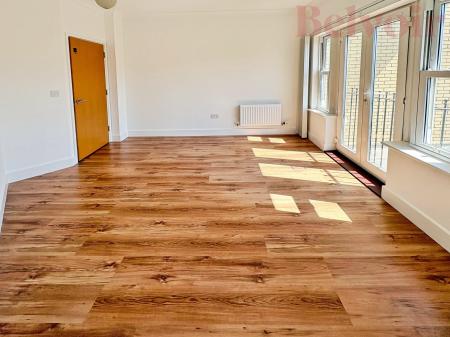 1 bedroom Flat for sale in St Matthew's Gardens, Cambridge, Cambridge, CB1