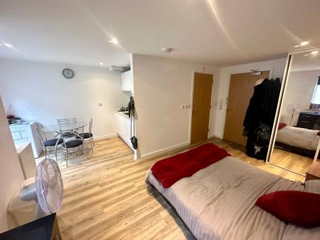 1 bedroom Studio flat to let in Primrose Street, Cambridge, CB4