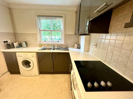 4 bedroom Terraced House to let in Flower Street, Cambridge, CB1