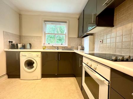 4 bedroom Terraced House to let in Flower Street, Cambridge, CB1