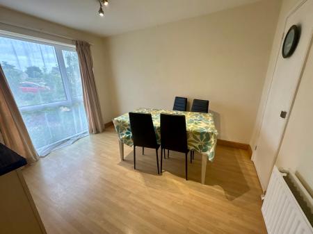 3 bedroom Semi-detached house to let in Wolsey Way, Cambridge, CB1