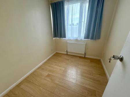 3 bedroom Semi-detached house to let in Wolsey Way, Cambridge, CB1