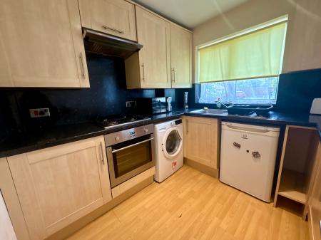 3 bedroom Semi-detached house to let in Wolsey Way, Cambridge, CB1