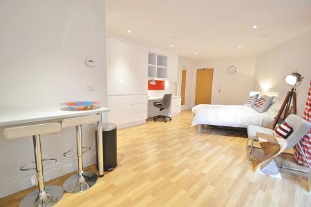 1 bedroom Studio flat to let in East Road, Cambridge, CB1