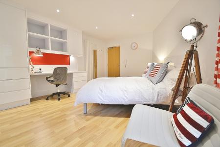 1 bedroom Studio flat to let in East Road, Cambridge, CB1