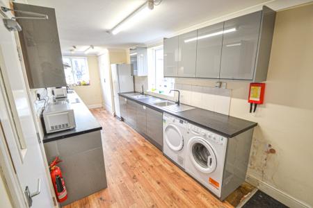 1 bedroom House share to let in Mill Road, Cambridge, CB1