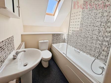 3 bedroom Town house for sale in Rosehip Road, Orchard Park, Cambridge, CB4