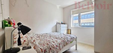 2 bedroom Flat to let in Glenalmond Avenue, Cambridge, CB2