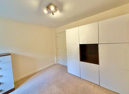 2 bedroom Flat to let in Sweetpea Way, Orchard Park, Cambridge, CB4