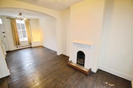2 bedroom Terraced House to let in Bentinck Terrace, Cambridge, CB2