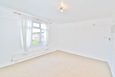 2 bedroom Flat to let in Metcalfe Road, Cambridge, CB4