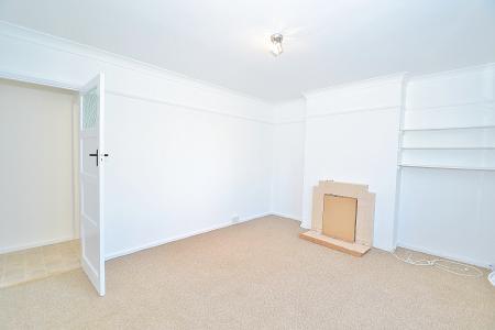 2 bedroom Flat to let in Metcalfe Road, Cambridge, CB4