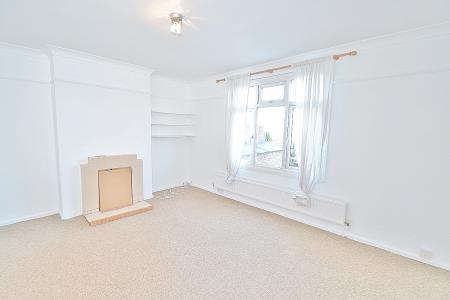 2 bedroom Flat to let in Metcalfe Road, Cambridge, CB4