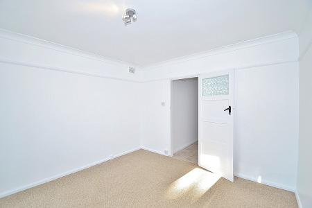 2 bedroom Flat to let in Metcalfe Road, Cambridge, CB4