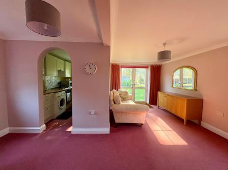 1 bedroom Bungalow to let in The Annexe
