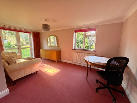 1 bedroom Bungalow to let in The Annexe