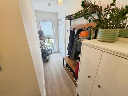 2 bedroom Apartment for sale in Falmouth Avenue, Cambridge, CB3