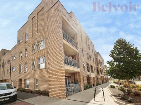 2 bedroom Apartment for sale in Falmouth Avenue, Cambridge, CB3