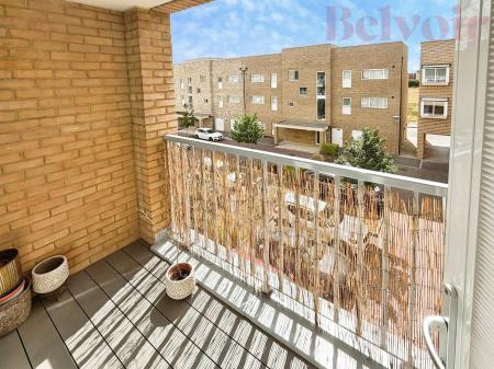2 bedroom Apartment for sale in Falmouth Avenue, Cambridge, CB3