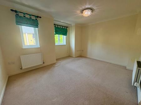 4 bedroom Detached house to let in Circus Drive, Orchard Park, Cambridge, CB4