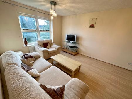 2 bedroom Flat to let in College Fields, Woodhead Drive, Cambridge, CB4