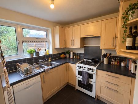 3 bedroom Terraced House to let in Elmfield Road, Cambridge, CB4