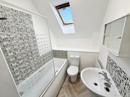 3 bedroom Town house for sale in Rosehip Road, Orchard Park, Cambridge, CB4