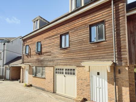 Rosehip Road, Orchard Park, Cambridge, CB4