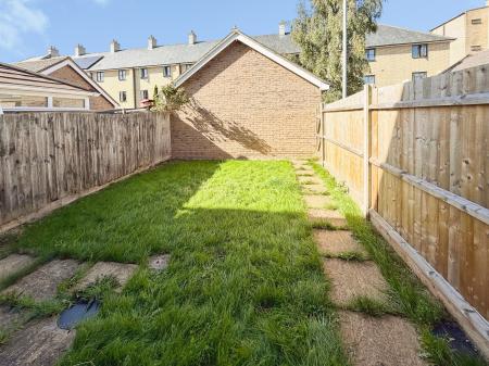 3 bedroom Town house for sale in Rosehip Road, Orchard Park, Cambridge, CB4
