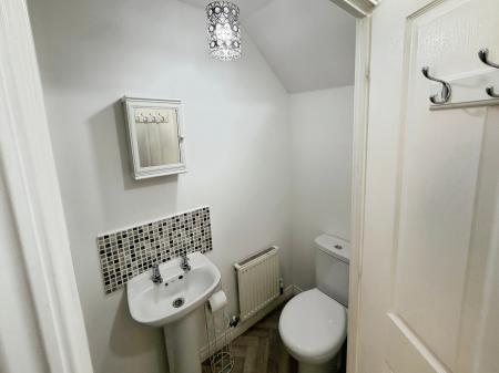 3 bedroom Town house for sale in Rosehip Road, Orchard Park, Cambridge, CB4