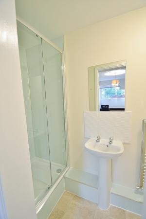 1 bedroom House share to let in Circus Drive, Orchard Park, Cambridge, CB4