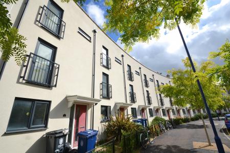 1 bedroom House share to let in Circus Drive, Orchard Park, Cambridge, CB4