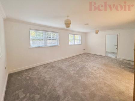 4 bedroom Flat to let in The Oaks, Soham, CB7