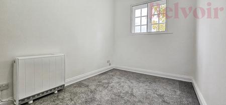 1 bedroom Flat to let in Cross Street, Saffron Walden, CB10
