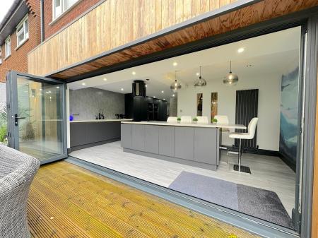 3 bedroom Detached house for sale in Cannock Road, Heath Hayes, Cannock, WS12