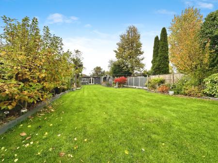 3 bedroom Detached house for sale in Cannock Road, Heath Hayes, Cannock, WS12