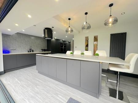 3 bedroom Detached house for sale in Cannock Road, Heath Hayes, Cannock, WS12
