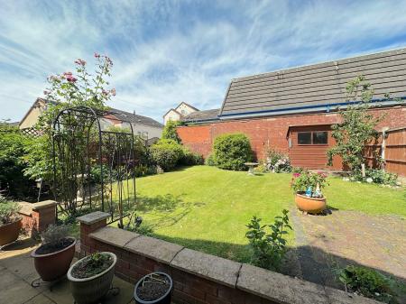 4 bedroom Detached house for sale in Hednesford Street, Cannock Town Centre, Cannock, WS11