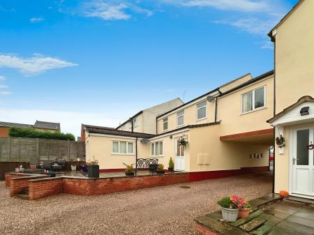 8 bedroom Block of Apartments for sale in Mount Street, Hednesford, Cannock, WS12