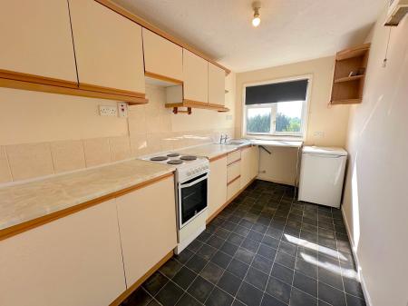 1 bedroom Flat for sale in Oxford Green, Cannock Town Centre, Cannock, WS11