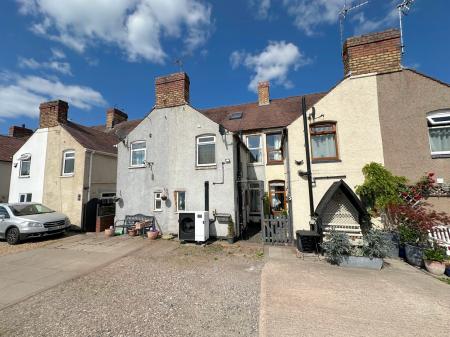 4 bedroom Terraced House for sale in Rawnsley Road, Hednesford, Cannock, WS12
