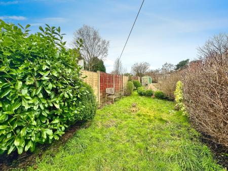 4 bedroom Terraced House for sale in Rawnsley Road, Hednesford, Cannock, WS12
