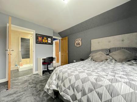 4 bedroom Detached house for sale in Wood Lane, Wedges Mills, Cannock, WS11