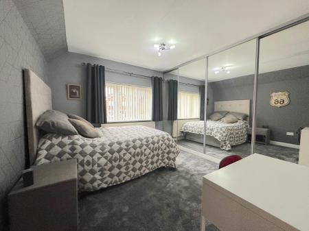 4 bedroom Detached house for sale in Wood Lane, Wedges Mills, Cannock, WS11