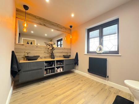 4 bedroom Detached house for sale in The Hamlet, Norton Canes, Cannock, WS11