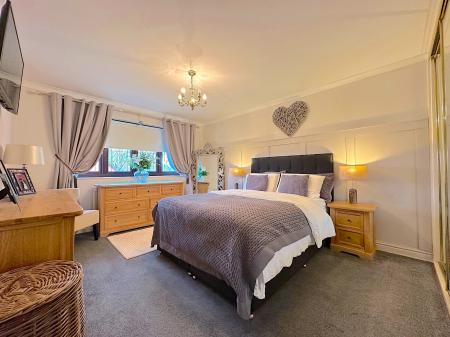 4 bedroom Detached house for sale in The Hamlet, Norton Canes, Cannock, WS11