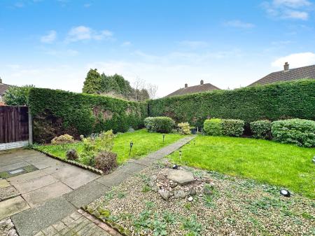 2 bedroom Semi-detached house for sale in Catshill Road, Brownhills, Walsall, WS8