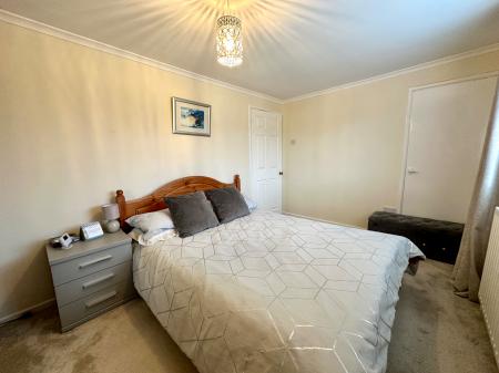 2 bedroom Semi-detached house for sale in Catshill Road, Brownhills, Walsall, WS8