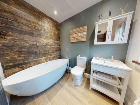 4 bedroom Semi-detached house for sale in Belt Road, Hednesford, Cannock, WS12